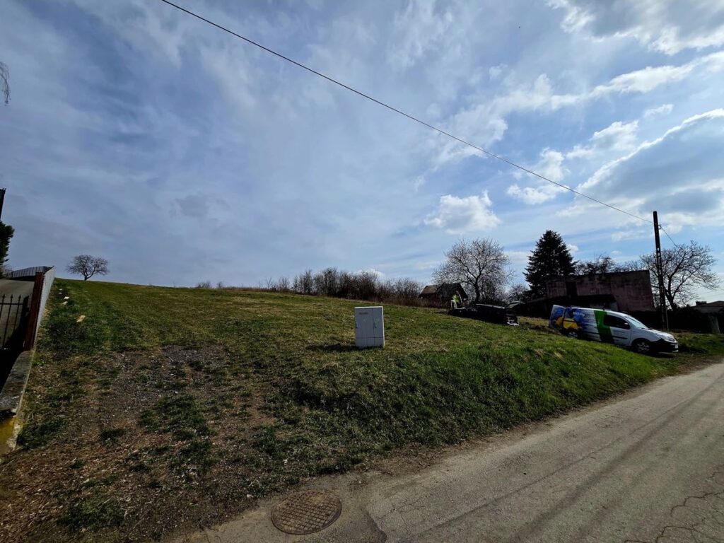 Budowa domu jednorodzinnego z garażem w piwnicy Trojanowice - zdjęcie 3
